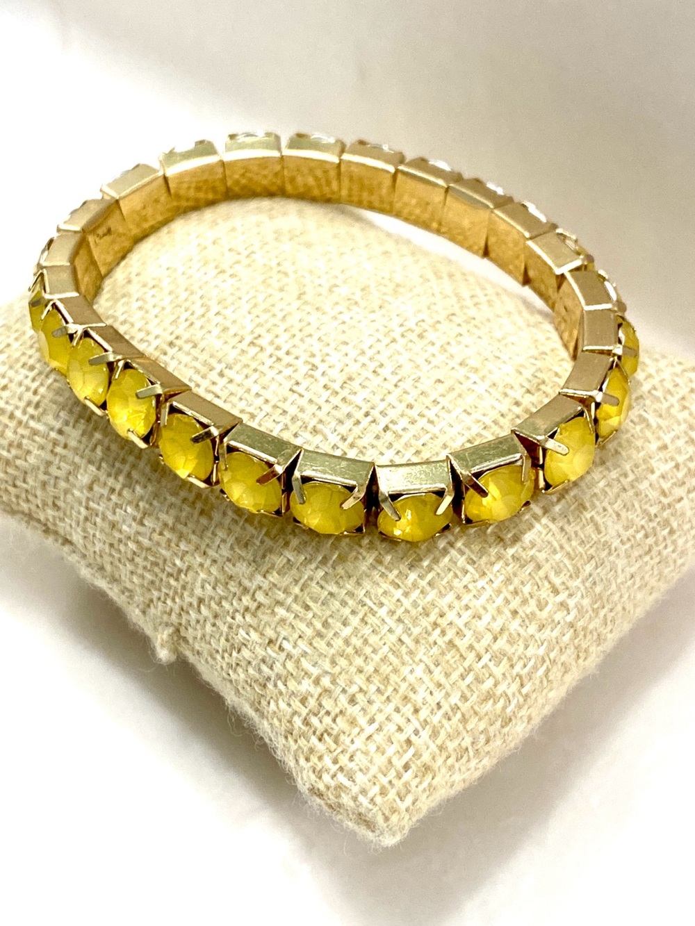 Vintage Gold Tone Bright Yellow Citrine Rhinestone Cushion Cut Stretch Bracelet